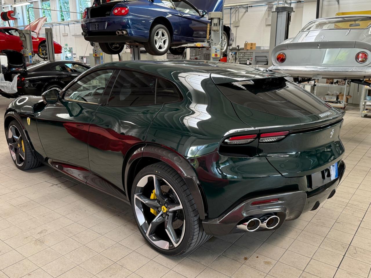 Ferrari Purosangue - SUBENTRO LEASING
