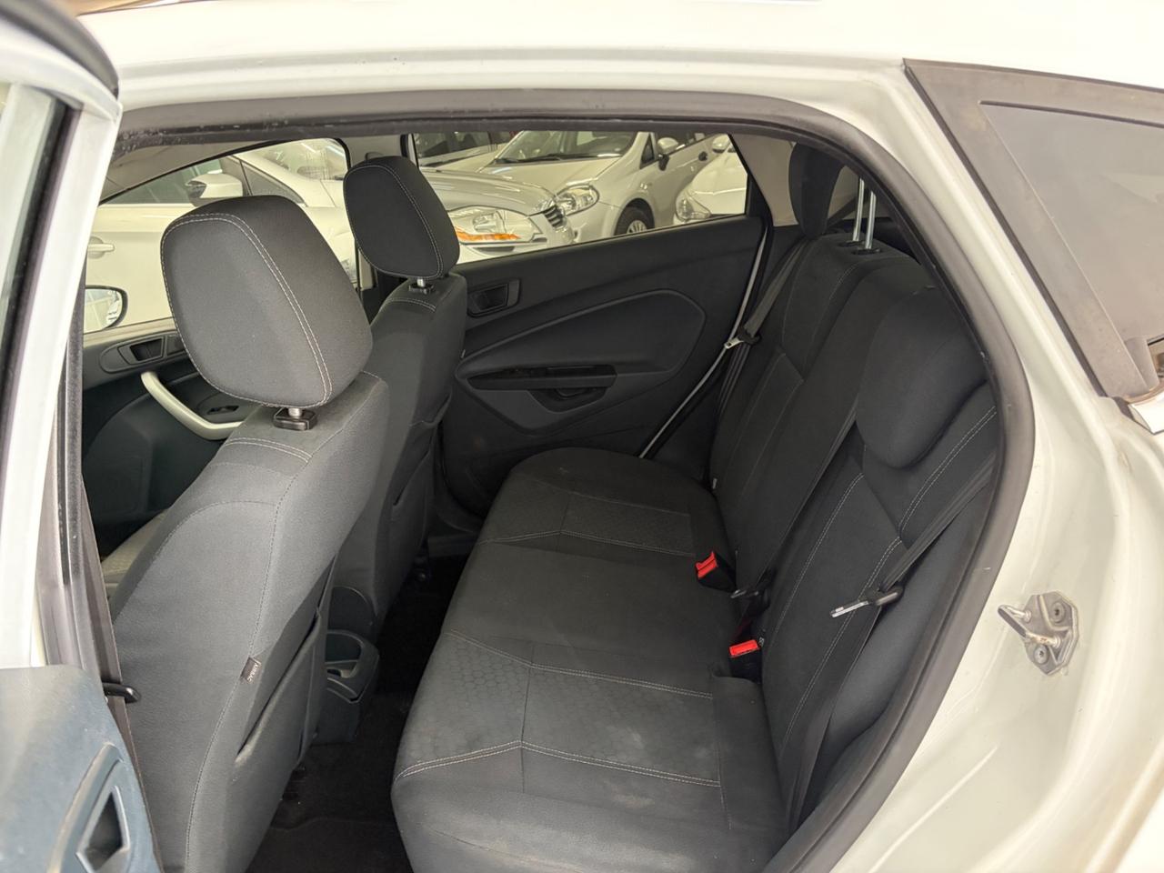 Ford Fiesta 1.4 TDCi 68CV 5 porte Titanium Perfetta !