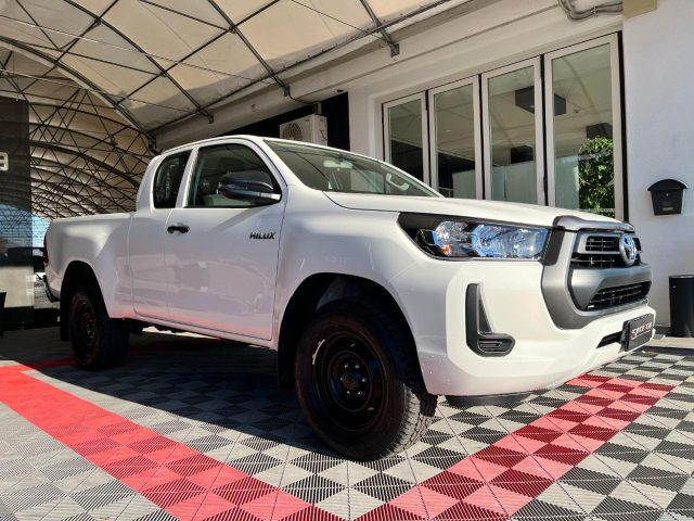 TOYOTA Hilux 2.4 D-4D A/T 4WD 2 porte Extra Cab Comfort