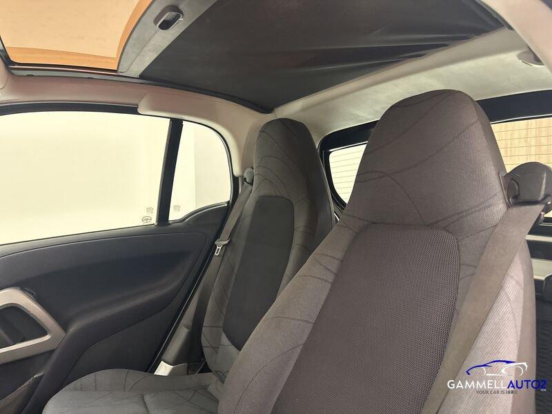 smart fortwo fortwo 800 33 kW cabrio passion cdi