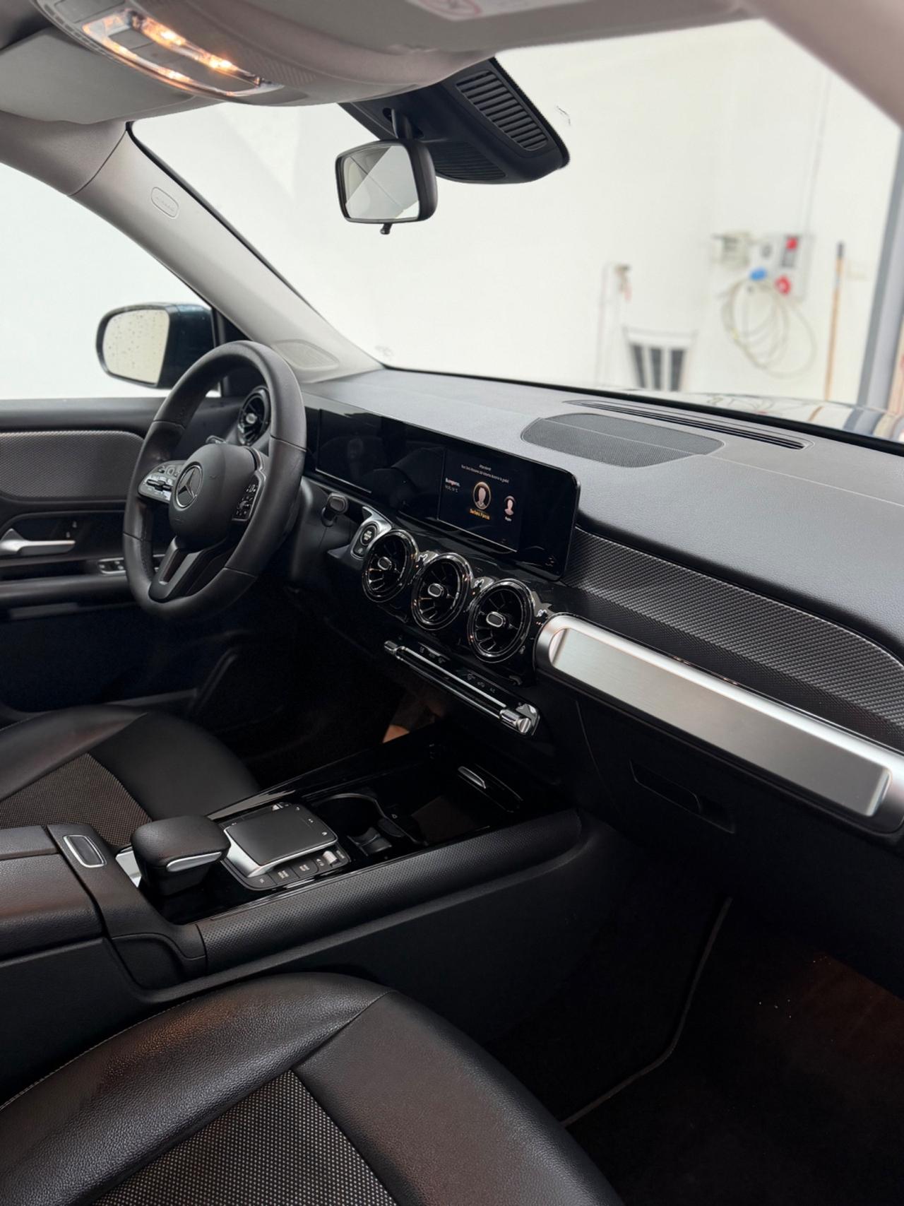 Mercedes-benz GLB 180 d Automatic Business