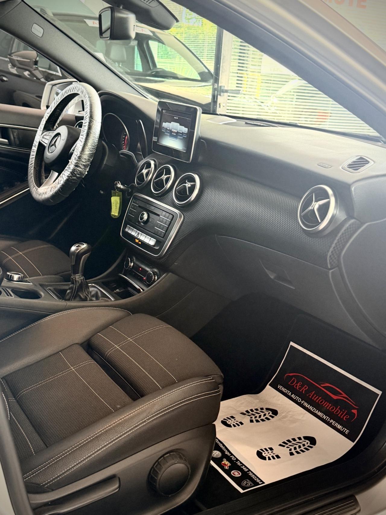 Mercedes-benz A 180 d Amg