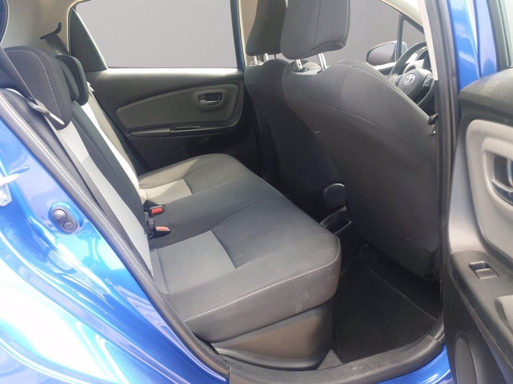 TOYOTA Yaris 5p 1.5h active my18 del 2018