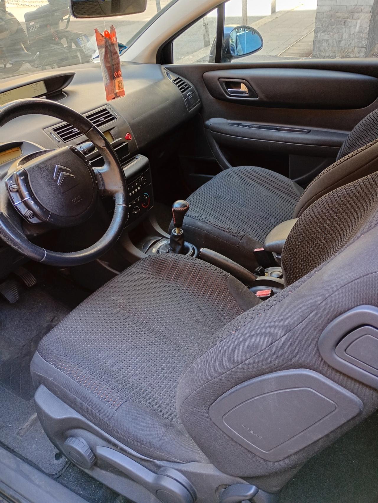 Citroen C4 Coupé 1.4 Classique