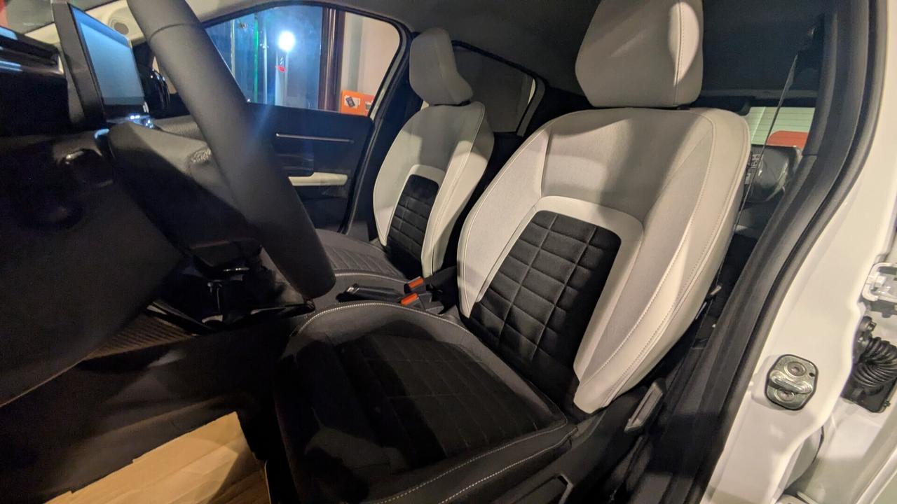Citroen C3 Turbo 100 MAX km 0