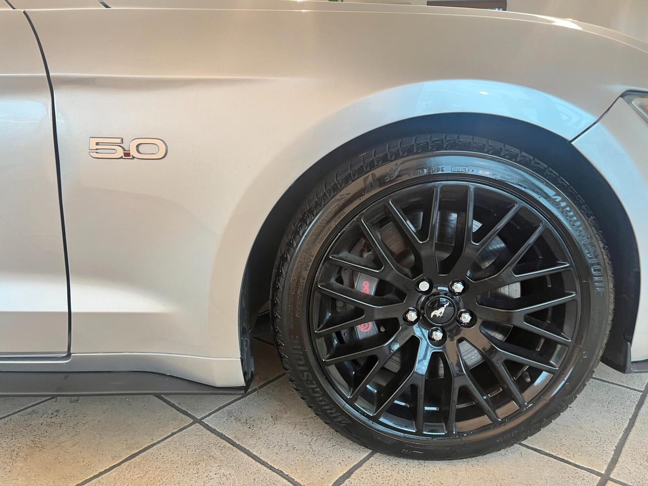 Ford Mustang Fastback 5.0 V8 TiVCT aut. GT