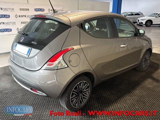 LANCIA Ypsilon 1.0 FireFly Hybrid Ecochic Gold - PROMO