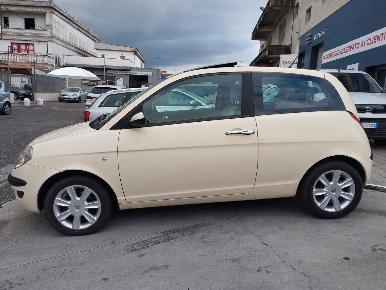 Lancia Ypsilon 1.2