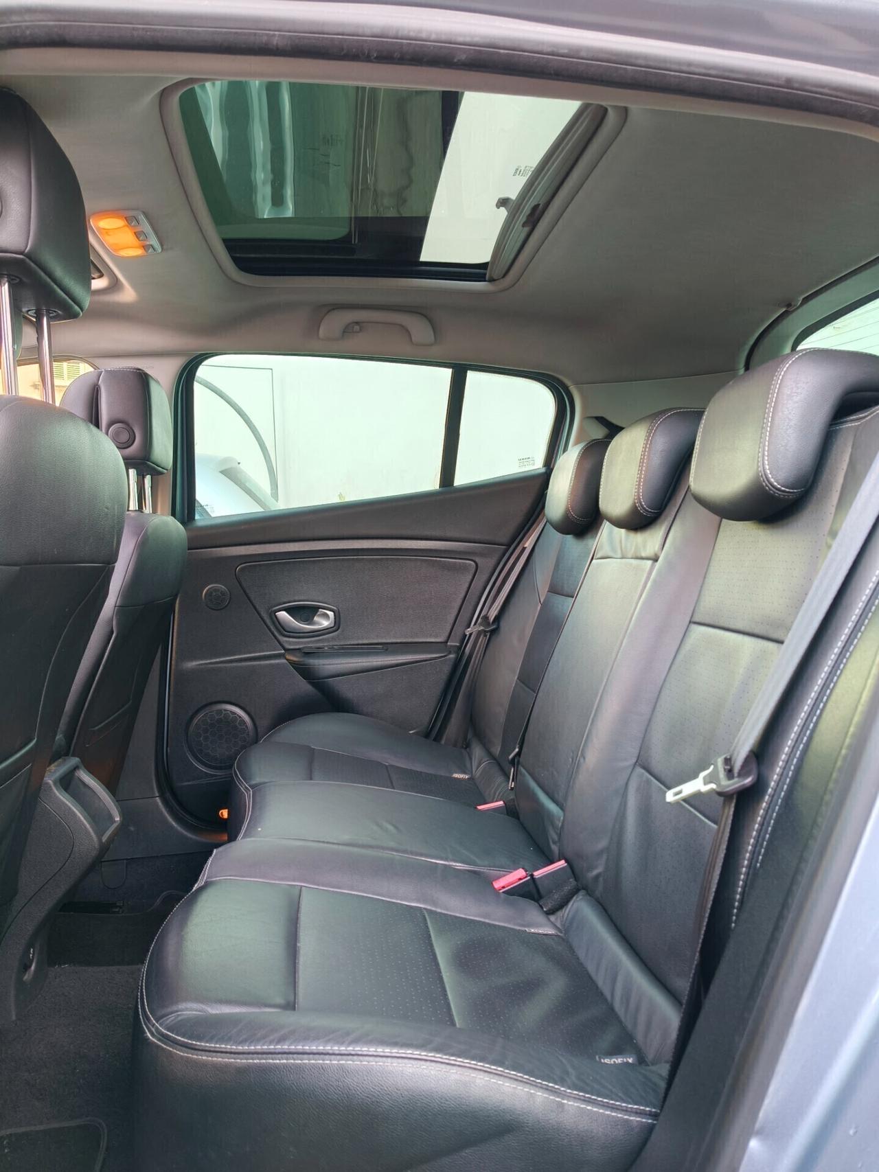 Renault Megane Mégane 1.9 dCi 130CV Luxe