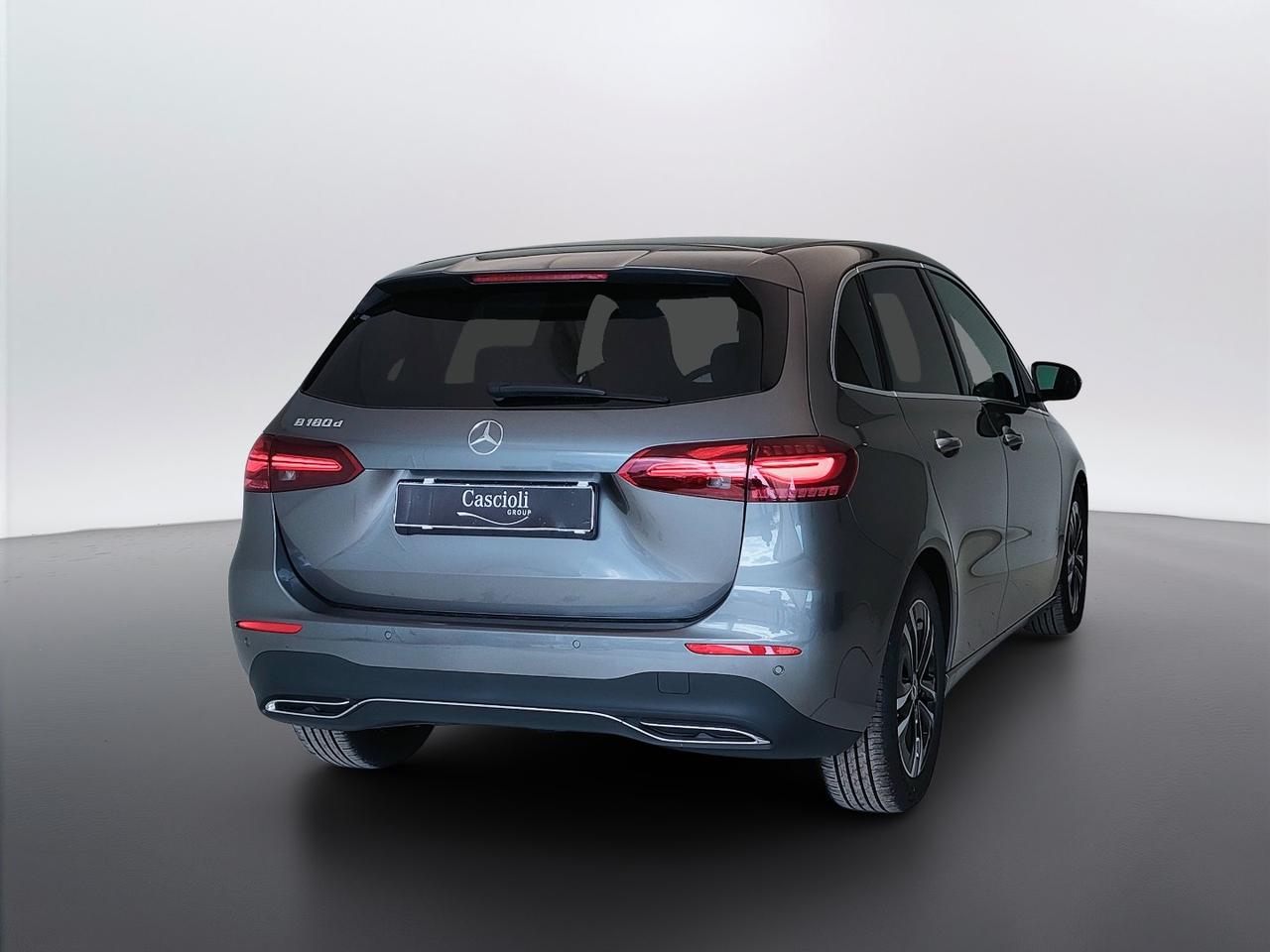 Mercedes-Benz Classe B - W247 2023 - B 180 d Street Edition auto