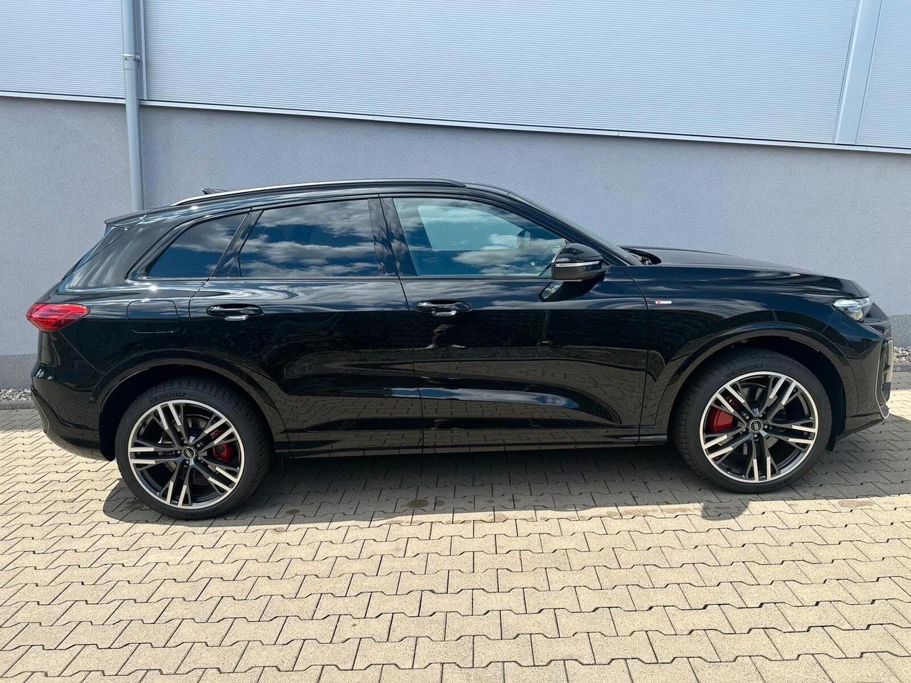 Audi Q5 40 TDI 204 CV quattro S tronic line PRONTA CONSEGNA