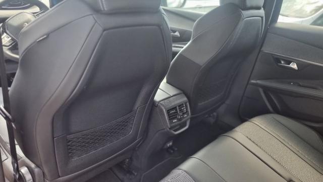 PEUGEOT 3008 BlueHDi 130 S&S EAT8 Allure