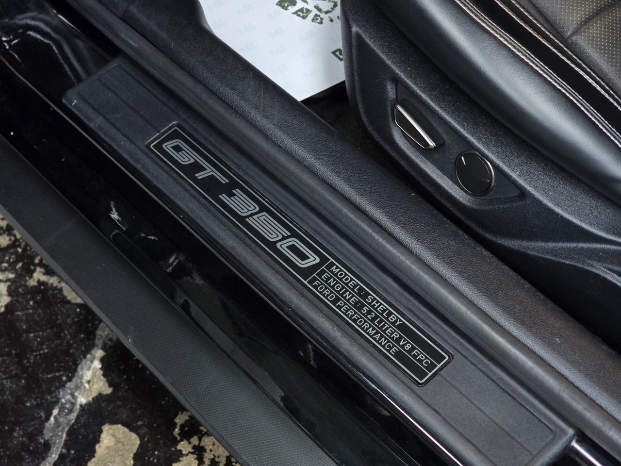 Ford Mustang Shelby GT350 5.2 V8