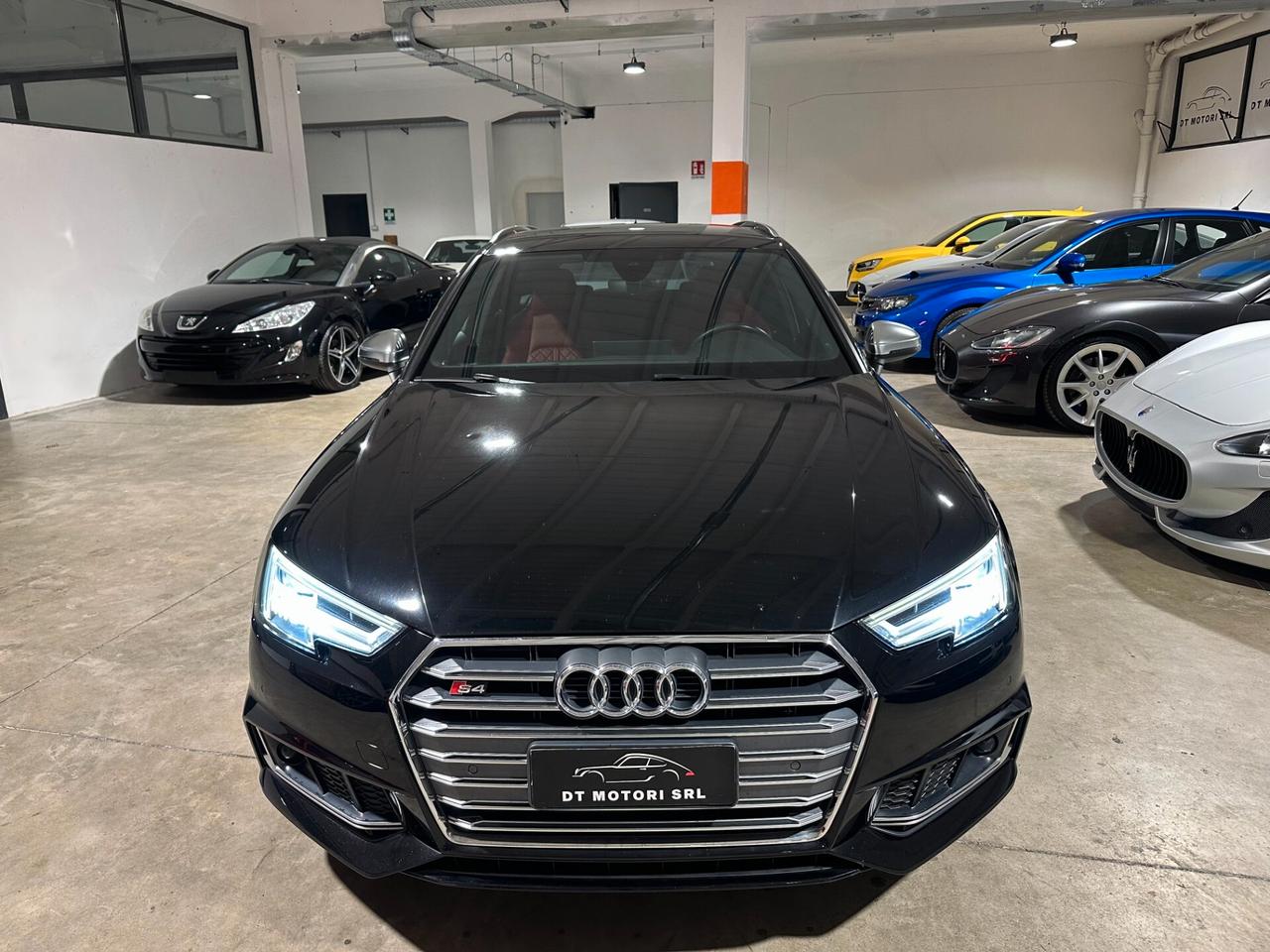 Audi A4 S4 Avant 3.0 TFSI quattro tiptronic - Rotor INT. Rosso