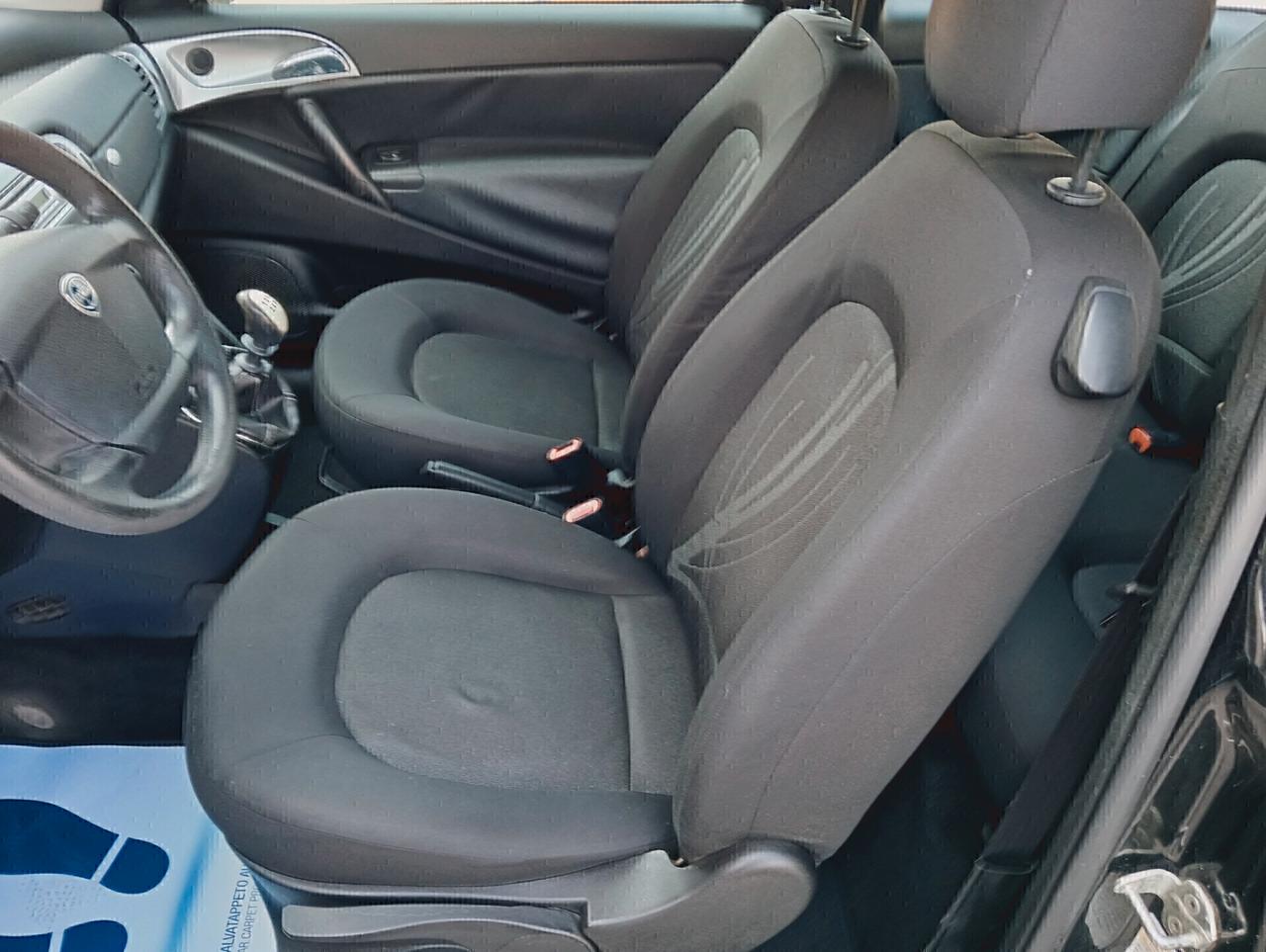 Lancia Ypsilon 1.4 Platino Ecochic GPL