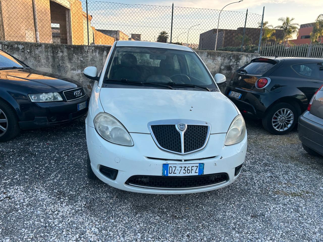 Lancia Ypsilon 1.2 Argento