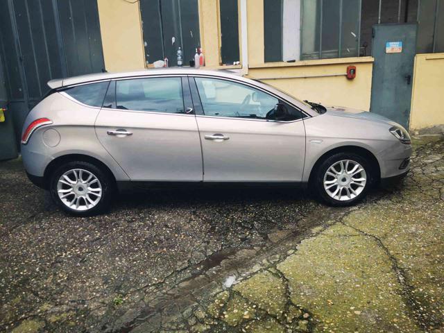 LANCIA Delta 1.6 MJT DPF Platino