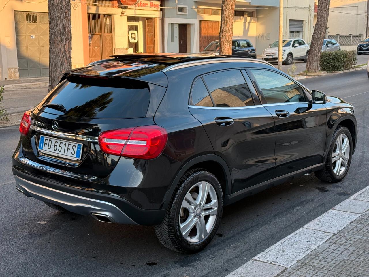 Mercedes GLA 200 d Autom Enduro *TETTO - 2016