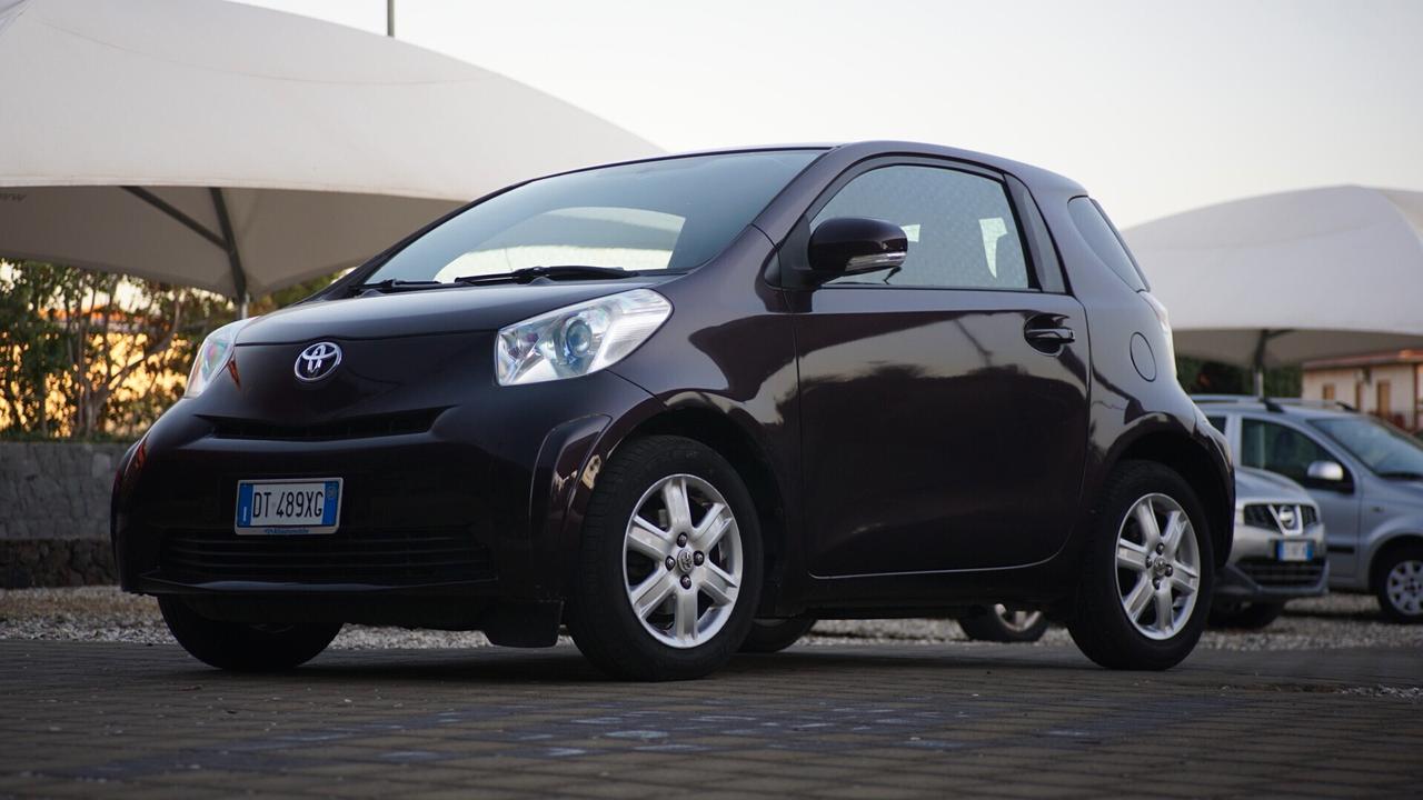 Toyota iQ 1.0 Multidrive
