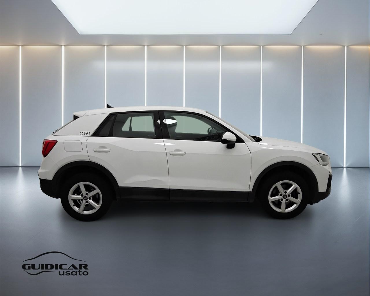 AUDI Q2 I 2021 - Q2 30 1.0 tfsi Business 110cv