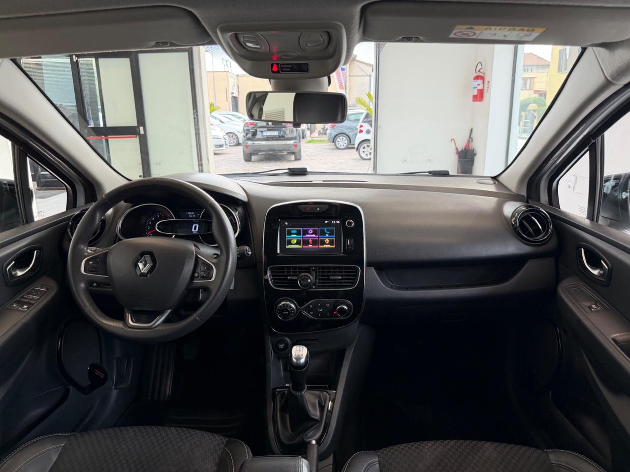 Renault Clio TCe 12V 90 CV 5 porte Moschino Intens