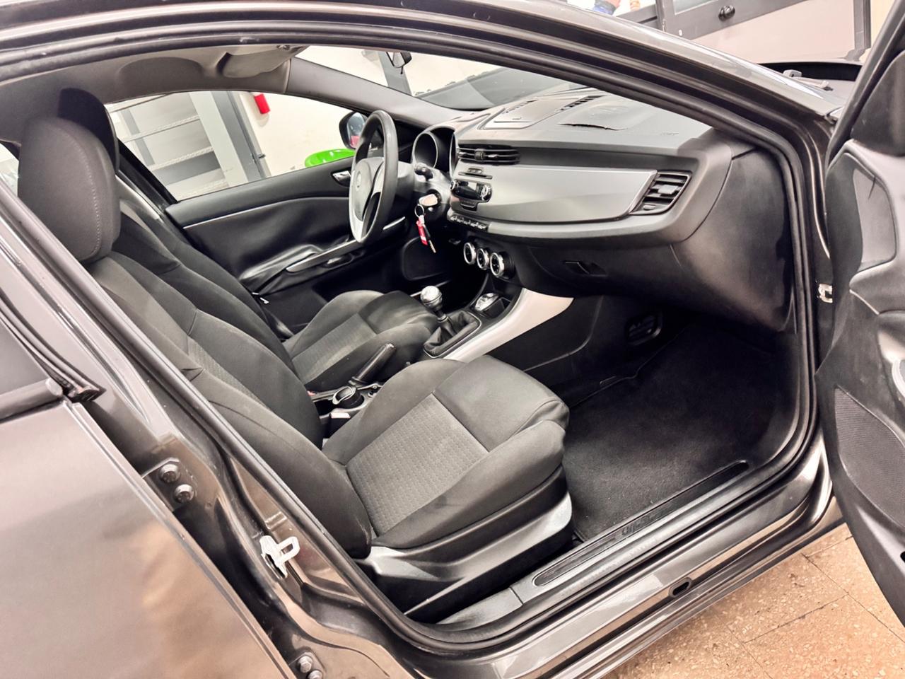 Alfa Romeo Giulietta 1.6 JTDm 105 Cv Distinctive