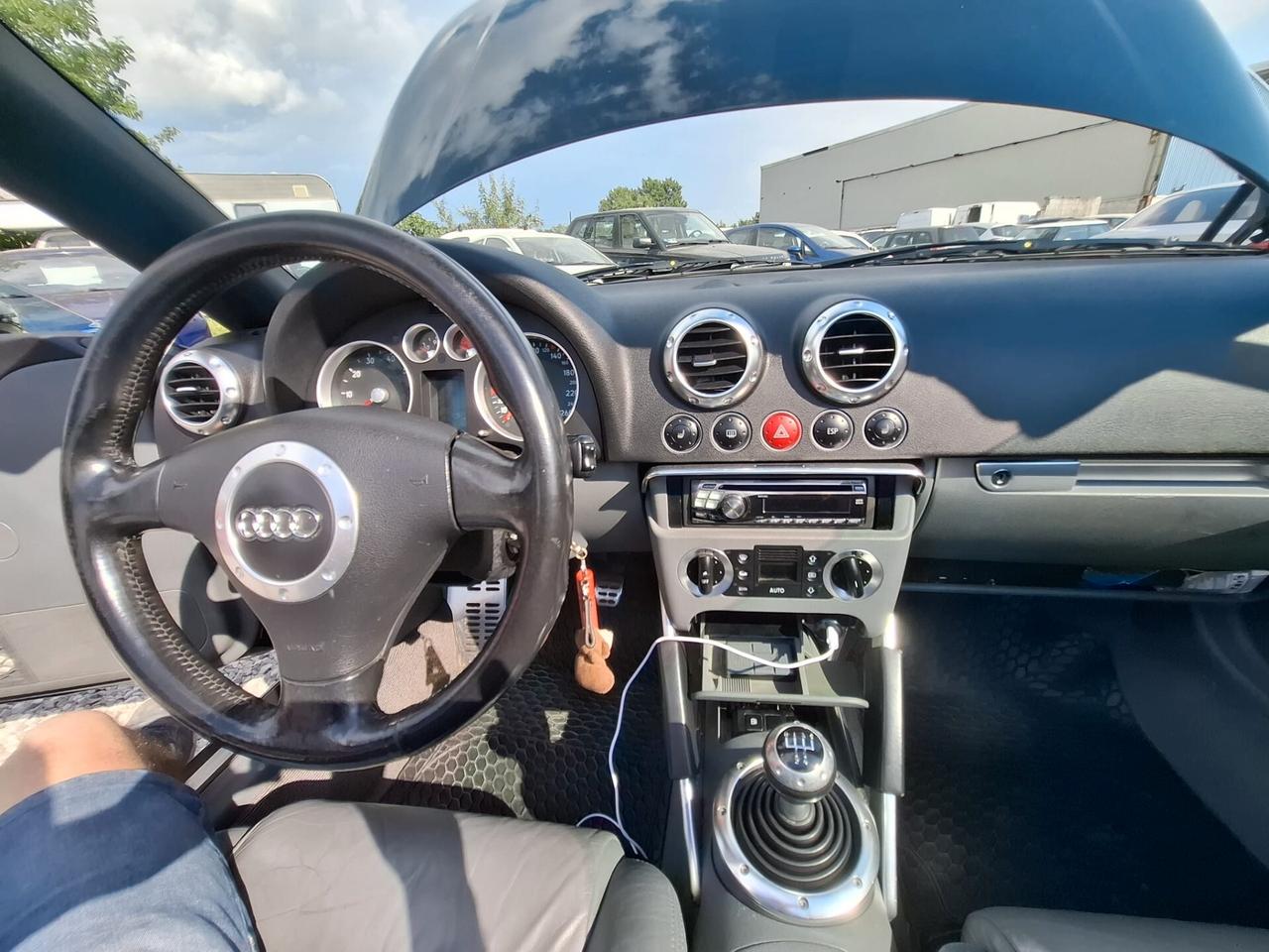 Audi TT Roadster 1.8 T 20V 179 CV cat