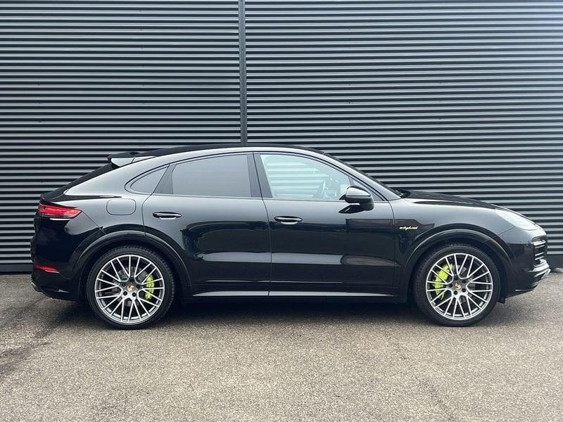 Porsche Cayenne Coupè Cayenne Coupè 3.0 V6 E-Hybrid Platinum Edition 462 CV