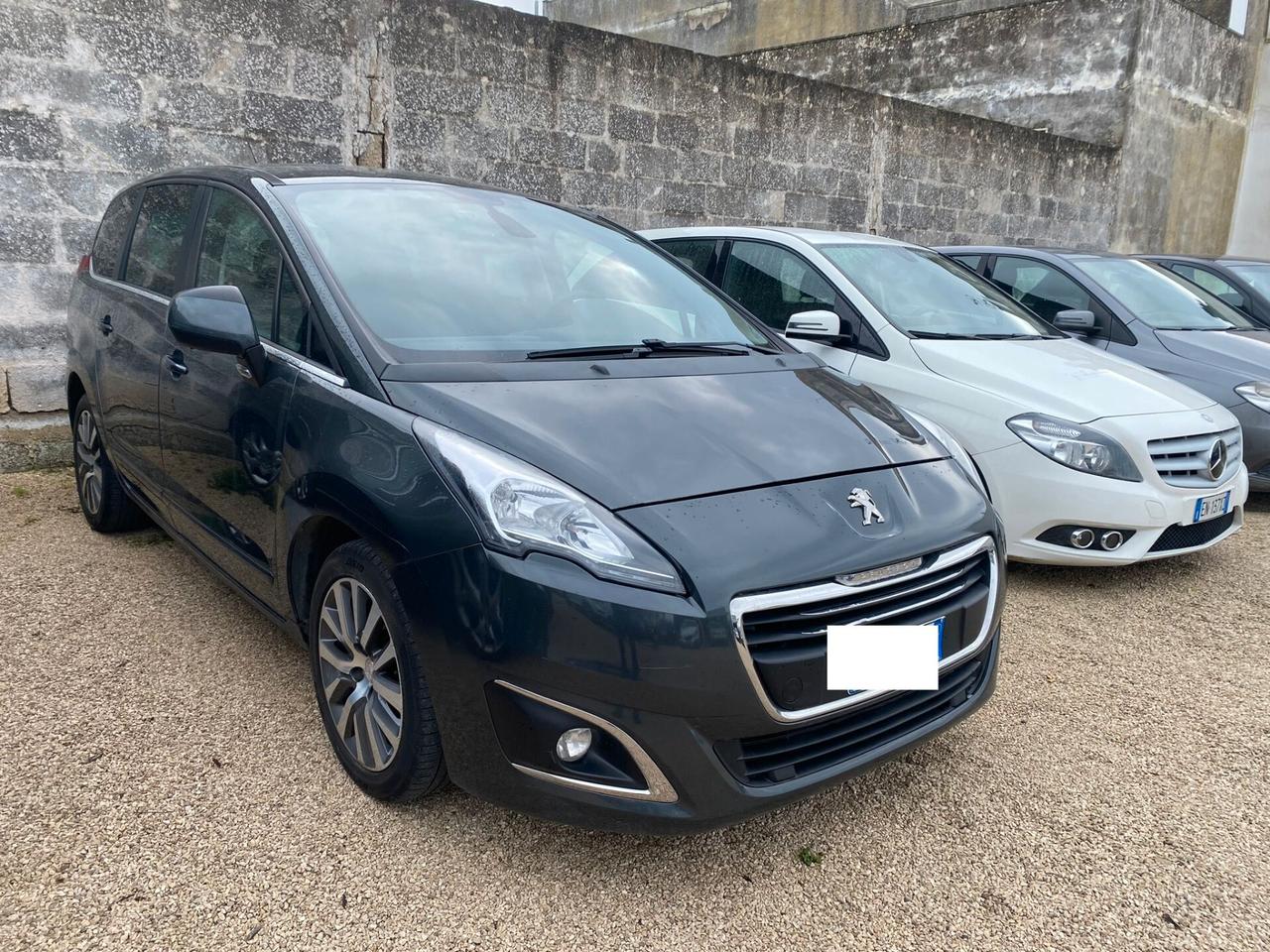 Peugeot 5008 2.0 HDi 163CV aut. Allure
