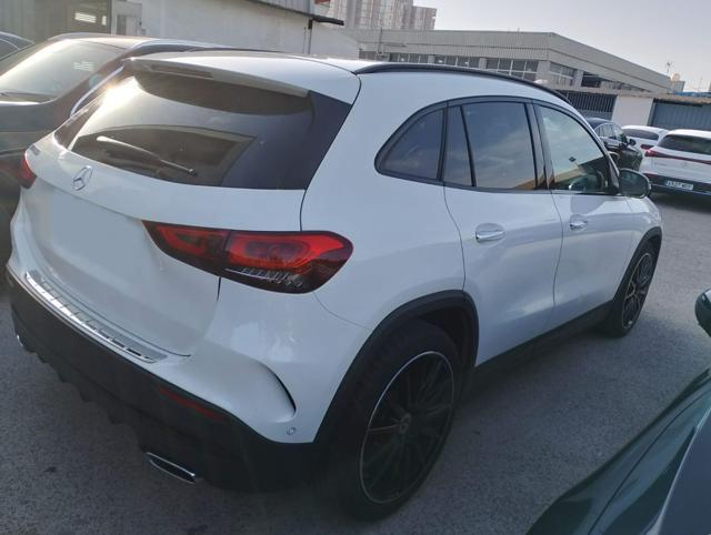 MERCEDES-BENZ GLA 180 Automatic AMG Line Plus