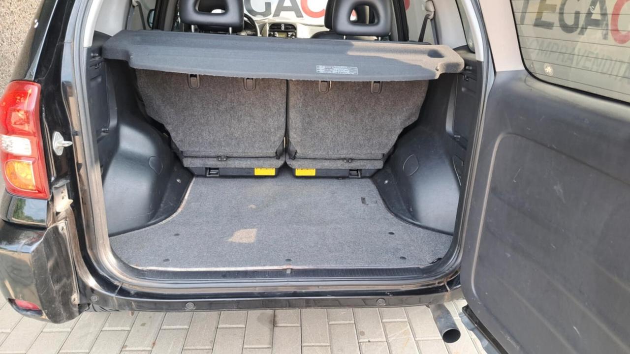 Toyota RAV 4 RAV4 2.0 Tdi D-4D cat 5 porte
