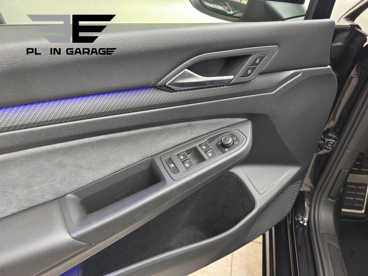 Volkswagen Golf 2.0 TSI R DSG 4Motion Akrapovic