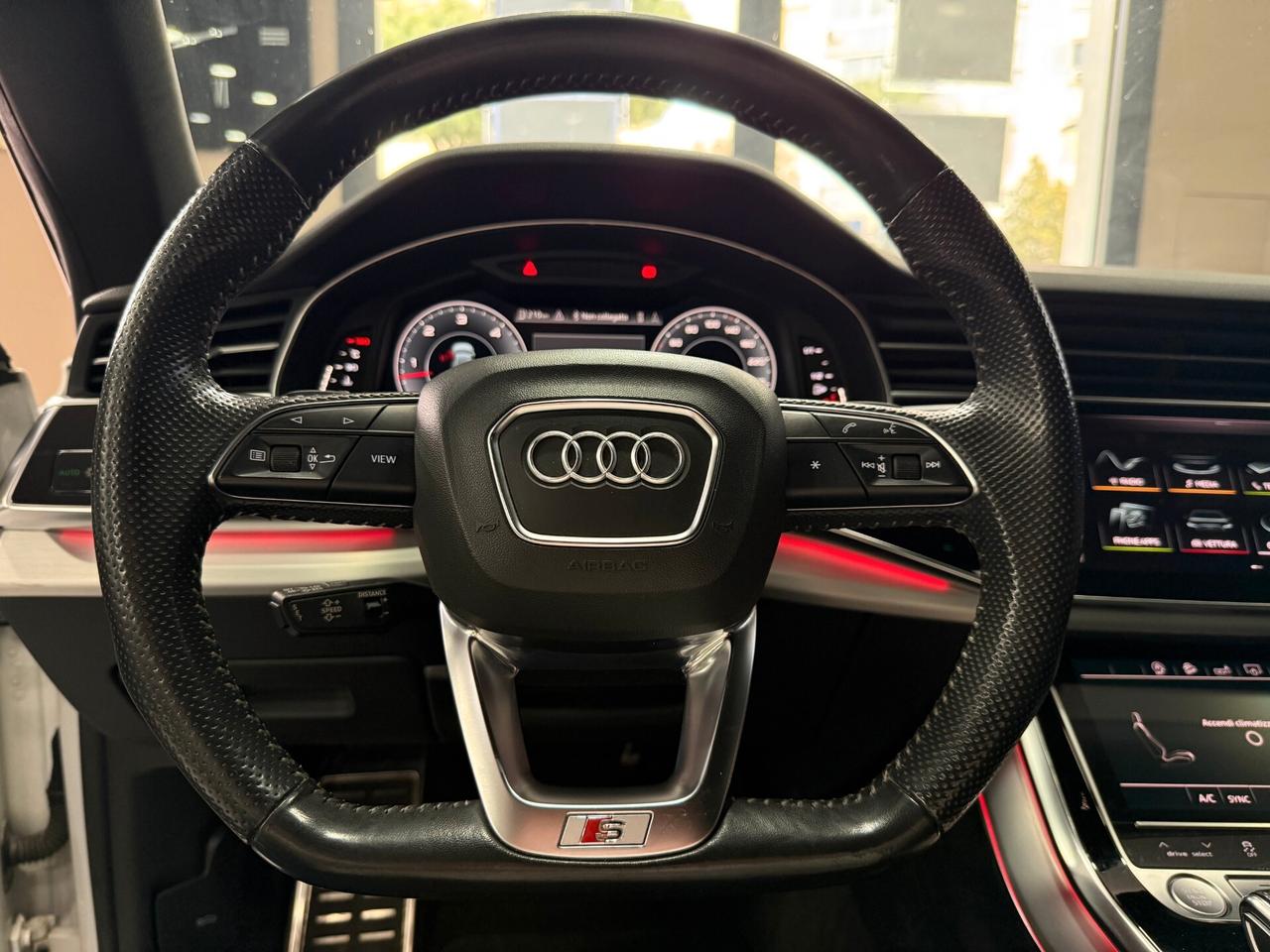 Audi Q8 50 TDI 286 CV quattro tiptronic Sport