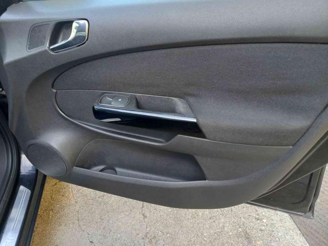 OPEL Corsa 1.2 5 porte Edition ok neopatentati