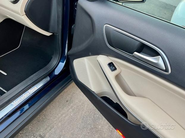 MERCEDES-BENZ GLA 200 d Automatic Enduro Activit