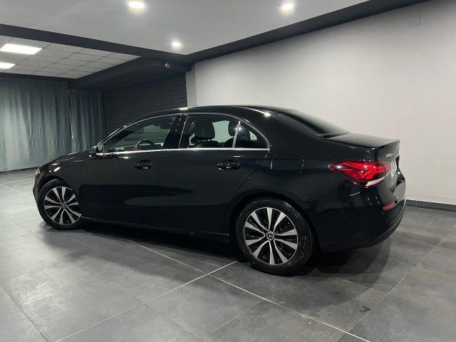 MERCEDES-BENZ A 180 d SEDAN Automatic Business