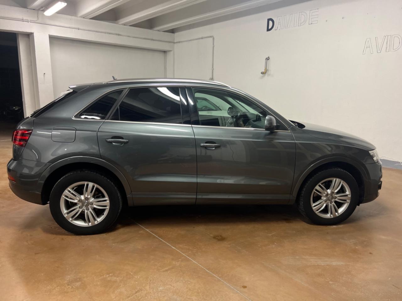 Audi Q3 2.0 TDI 177 CV quattro S tronic Business Plus