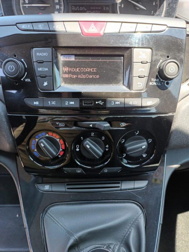 LANCIA Ypsilon 1000 HYBRID SILVER 70CV STEREO USB ITALIA