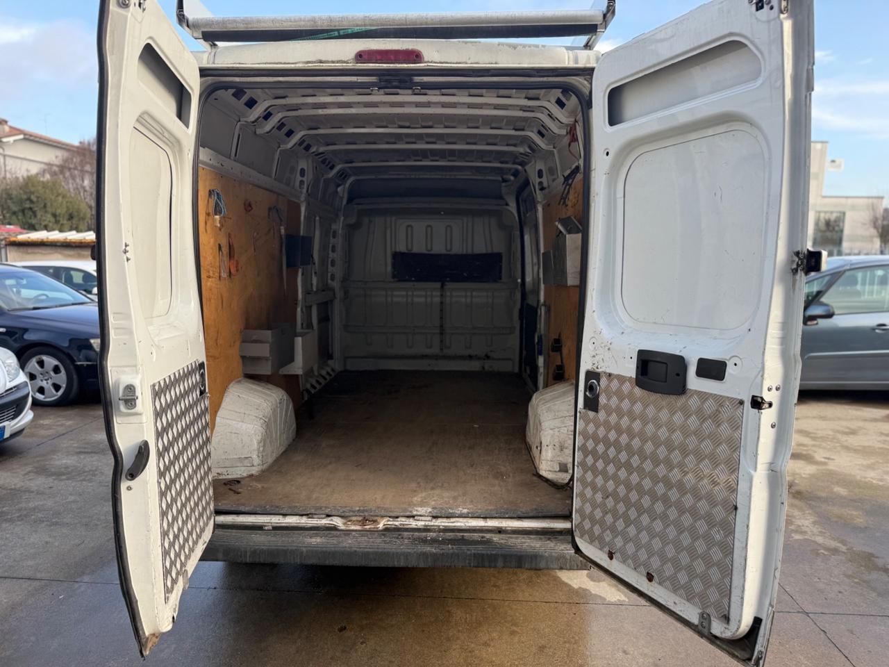 Fiat Ducato 35 2.3 MJT PLM Cabinato