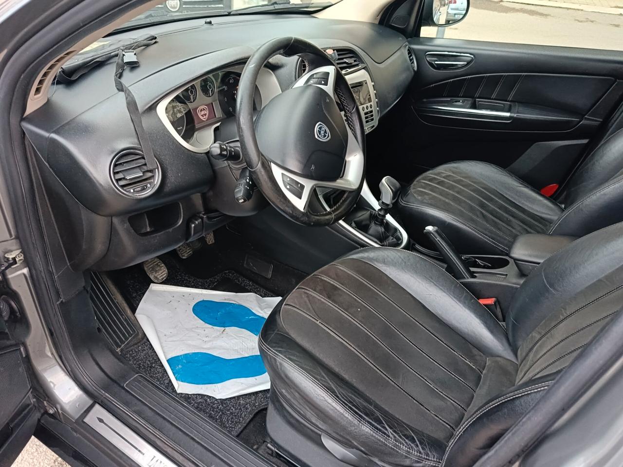 Lancia Delta 1.6 MJT DPF Gold