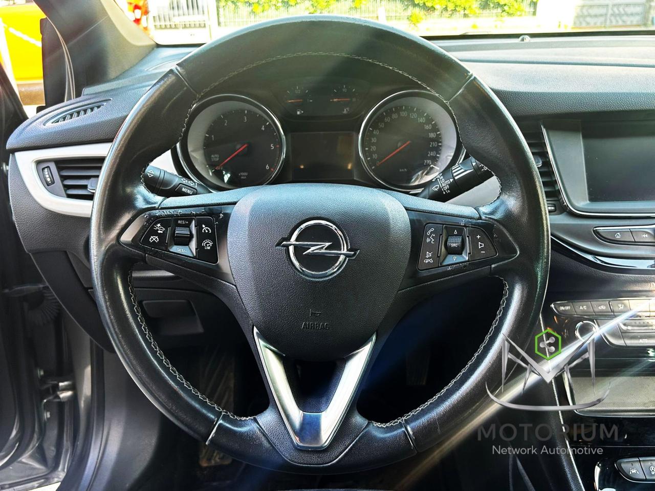 Opel Astra ULTIMATE 122CV