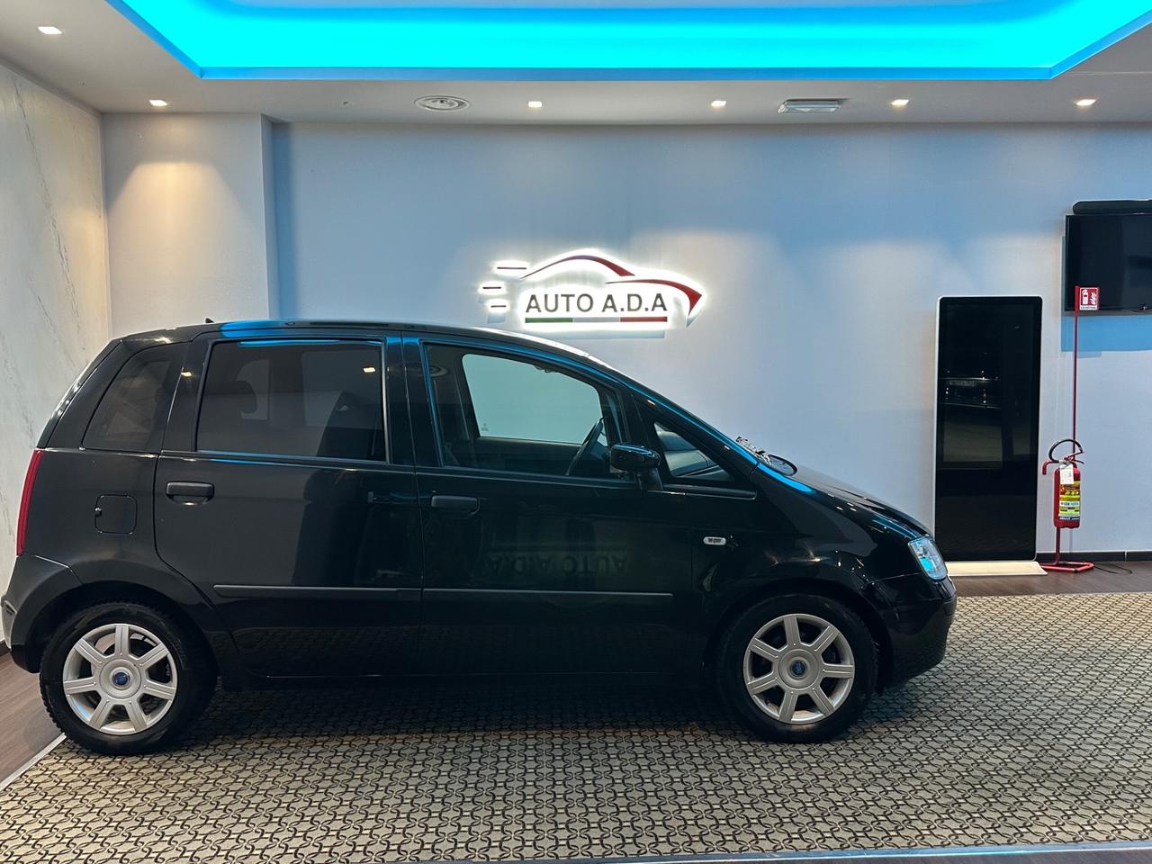 Fiat Idea 1.2 16V BlackLabel