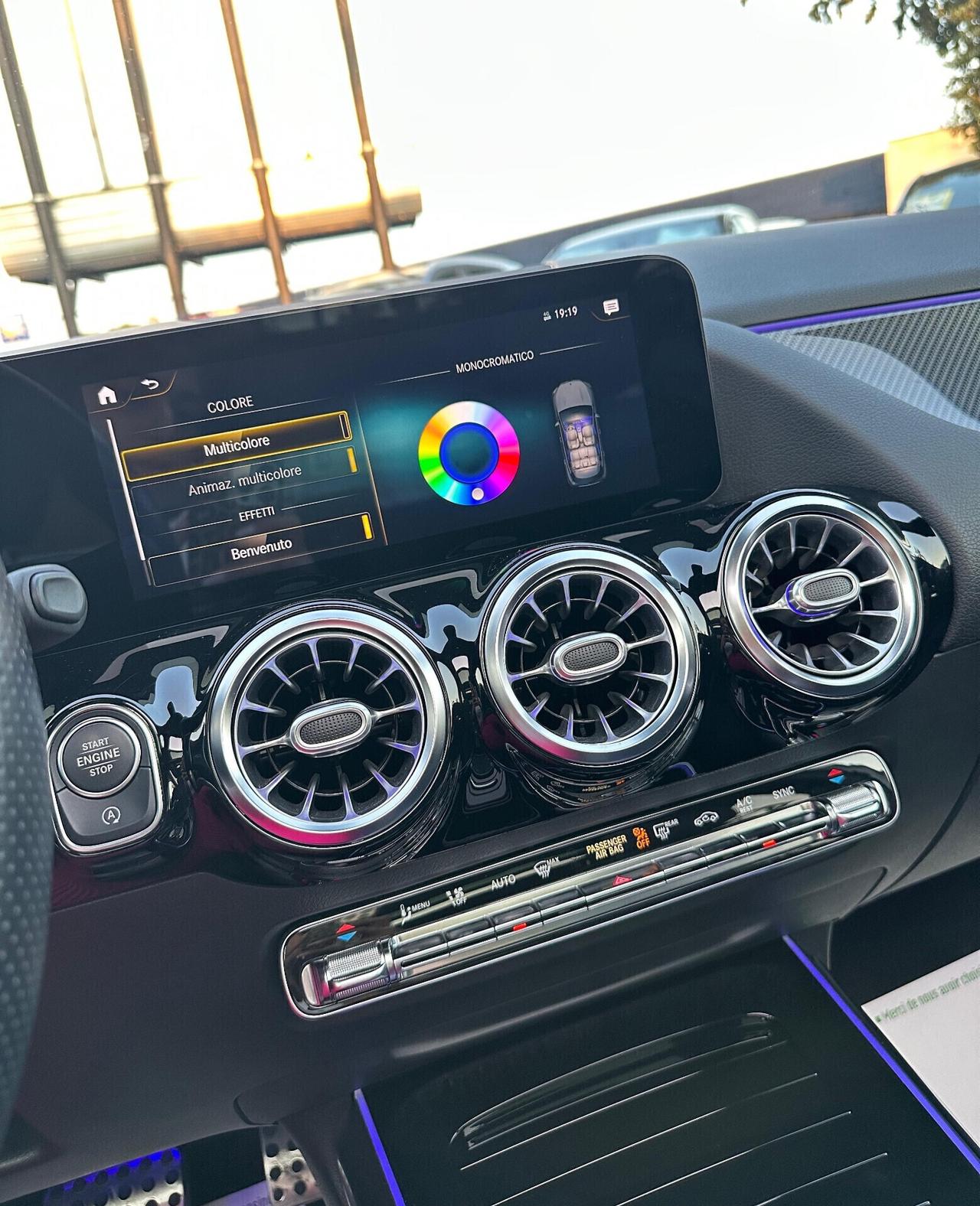 MERCEDES GLA 200D 150CV PREMIUM AMG NIGHT EDITION