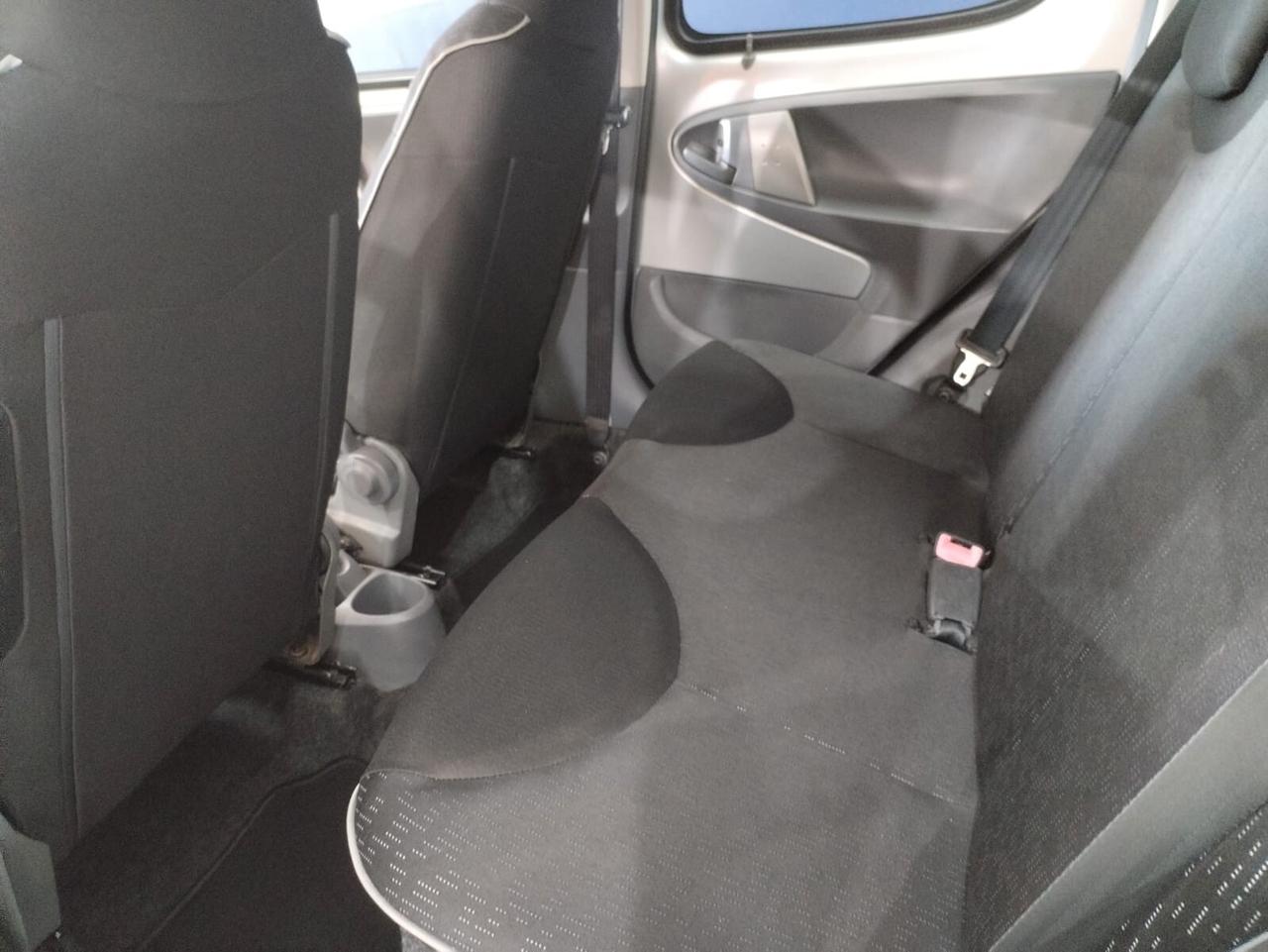 Peugeot 107 1.0 68CV 5p. Plaisir