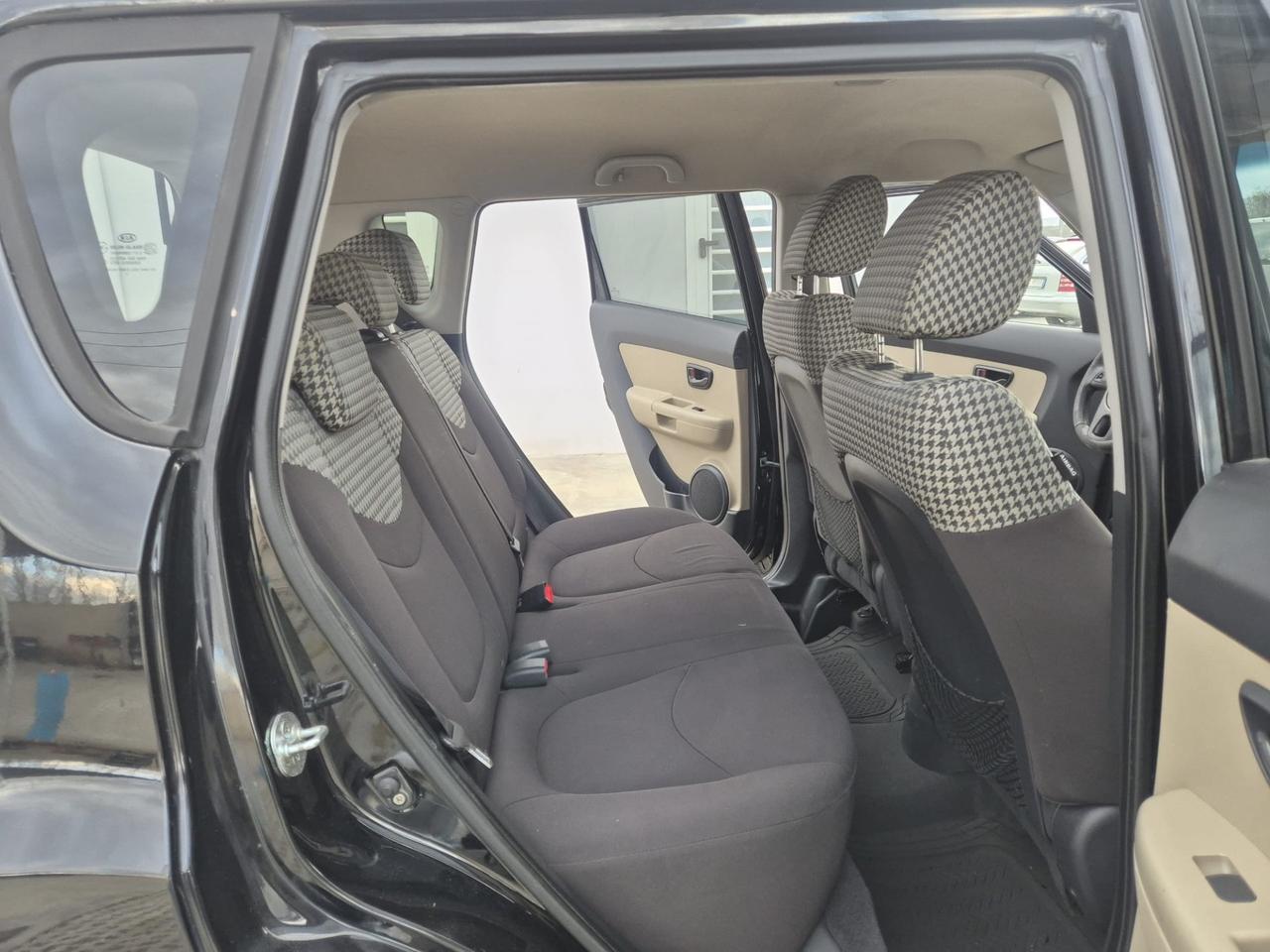 Kia Soul 1.6 CRDi VGT Active