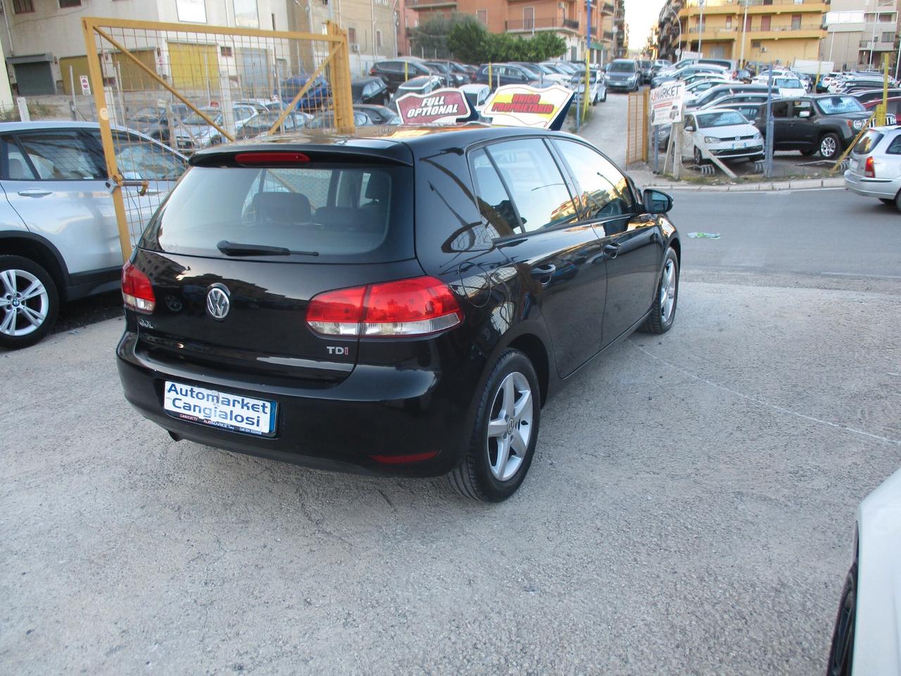 Volkswagen Golf 1.6 TDI MOLTO BELLA 2012