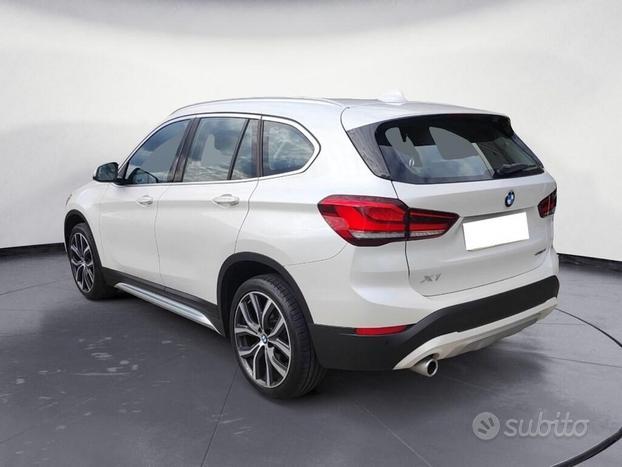 BMW X1 sdrive18i xLine 140cv