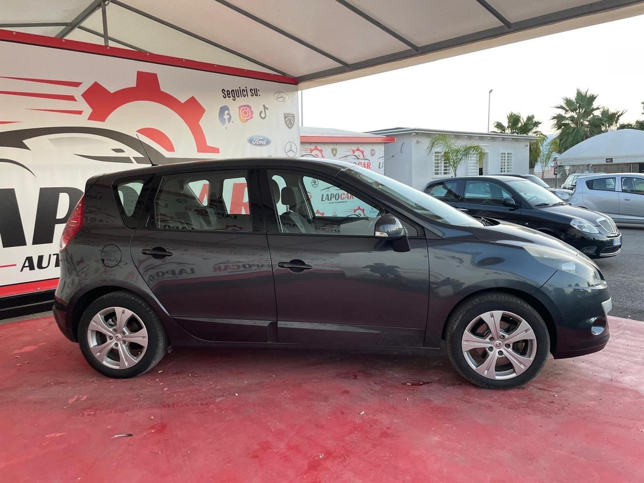 Renault Scenic Scénic X-Mod 1.5 dCi 110CV Luxe
