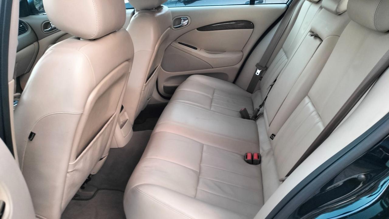 Jaguar S-Type (X202) 2.5 V6 24V cat Executive **km147000**