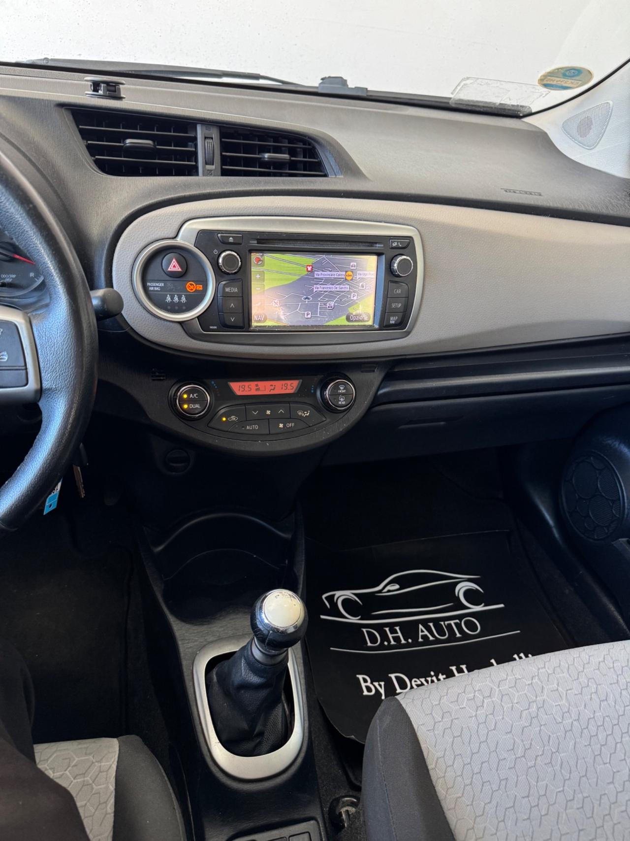 Toyota Yaris 1.3 5 porte Lounge